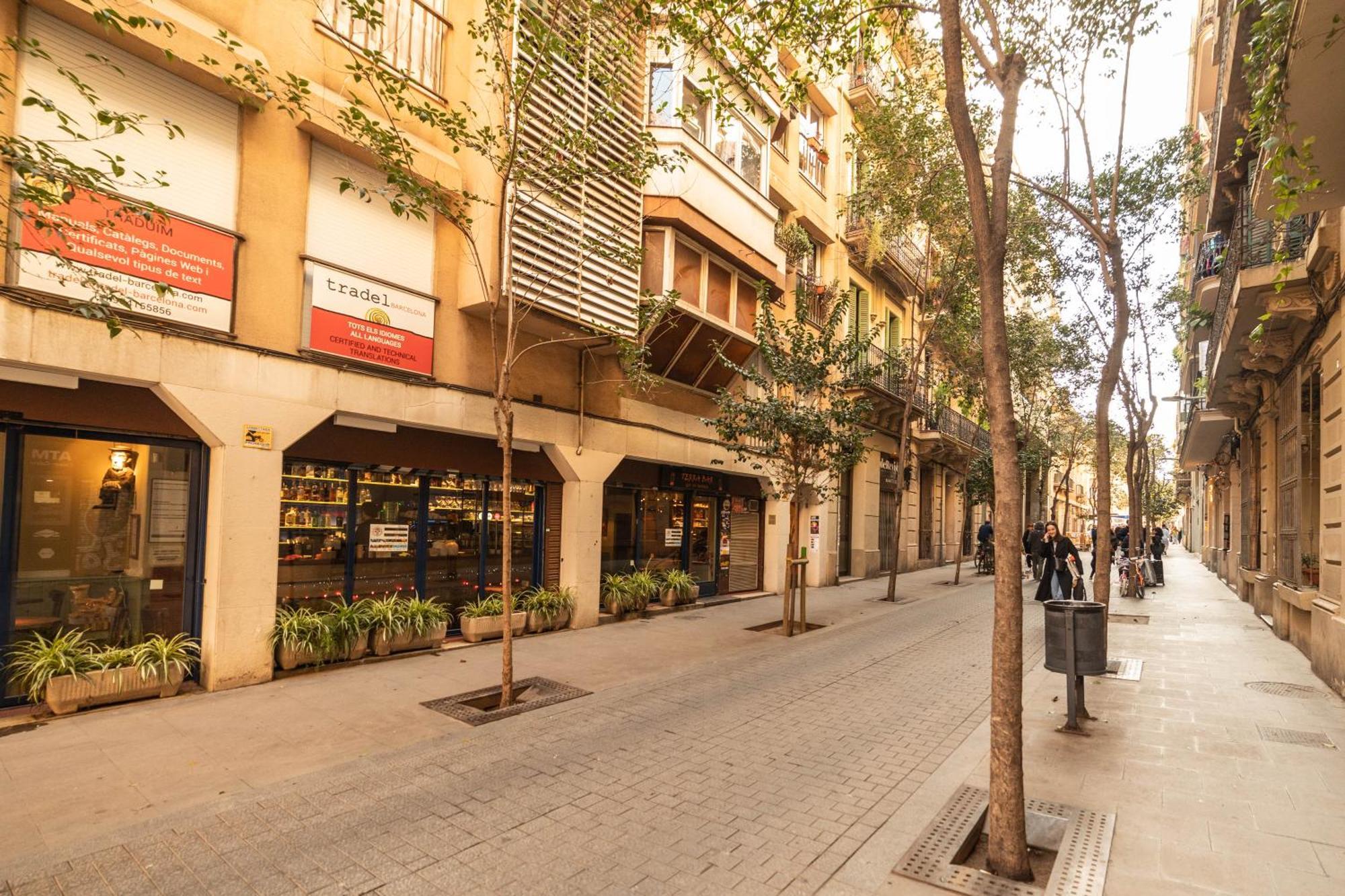 Apartments Gaudi Barcelona Exterior photo